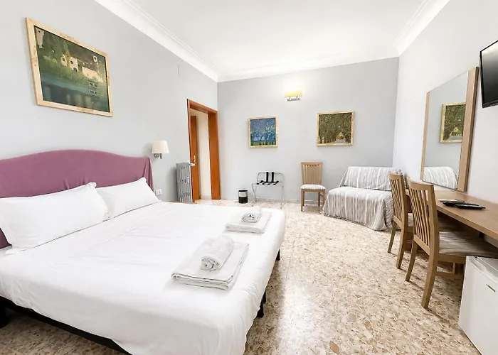San Giovanni - Near Metro 4*